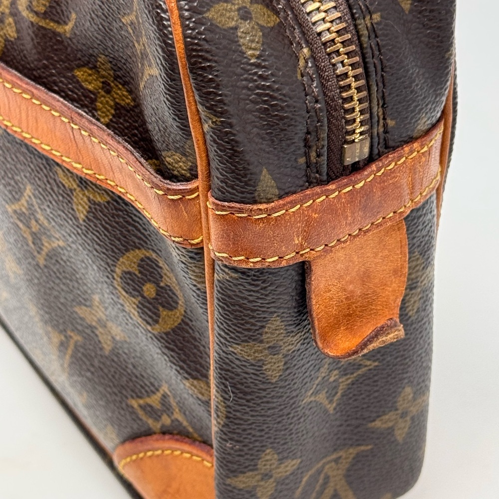 💯Authentic LOUIS VUITTON MONOGRAM VINTAGE COMPIEGNE 28 CLUTCH - Picture 3 of 10